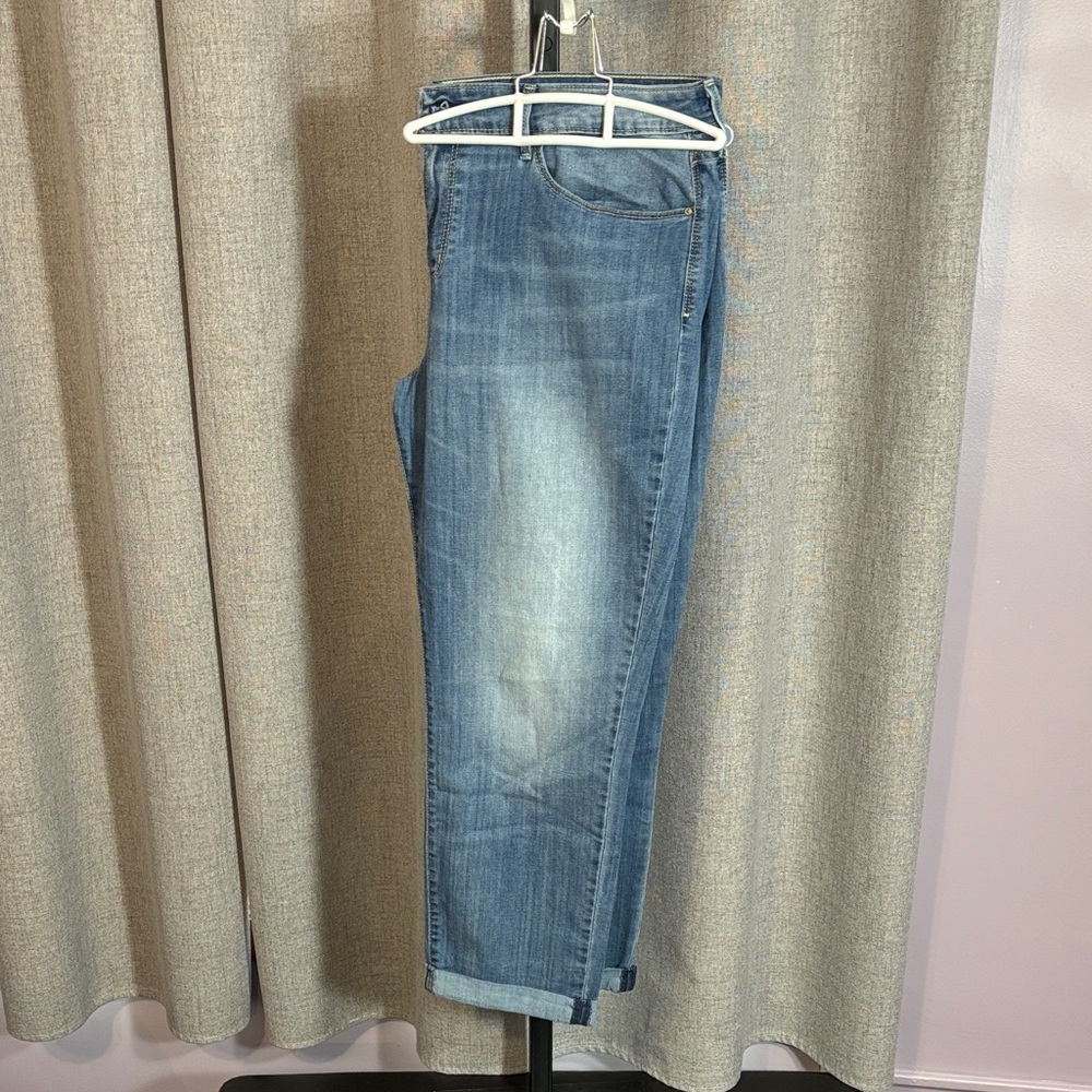 Denizen from Levi's Cropped Womens Jeans Size 18